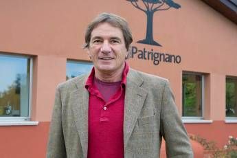 San Patrignano, presidente: Tantissime telefonate di familiari, si dissociano da serie tv San Patrignano, presidente: Tantissime telefonate di familiari, si dissociano da serie tv
